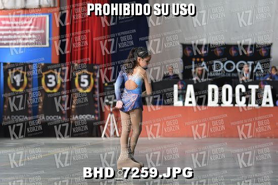 CAT 5 PATINADOR 6